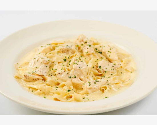 Fettuccini Alfredo con Pollo