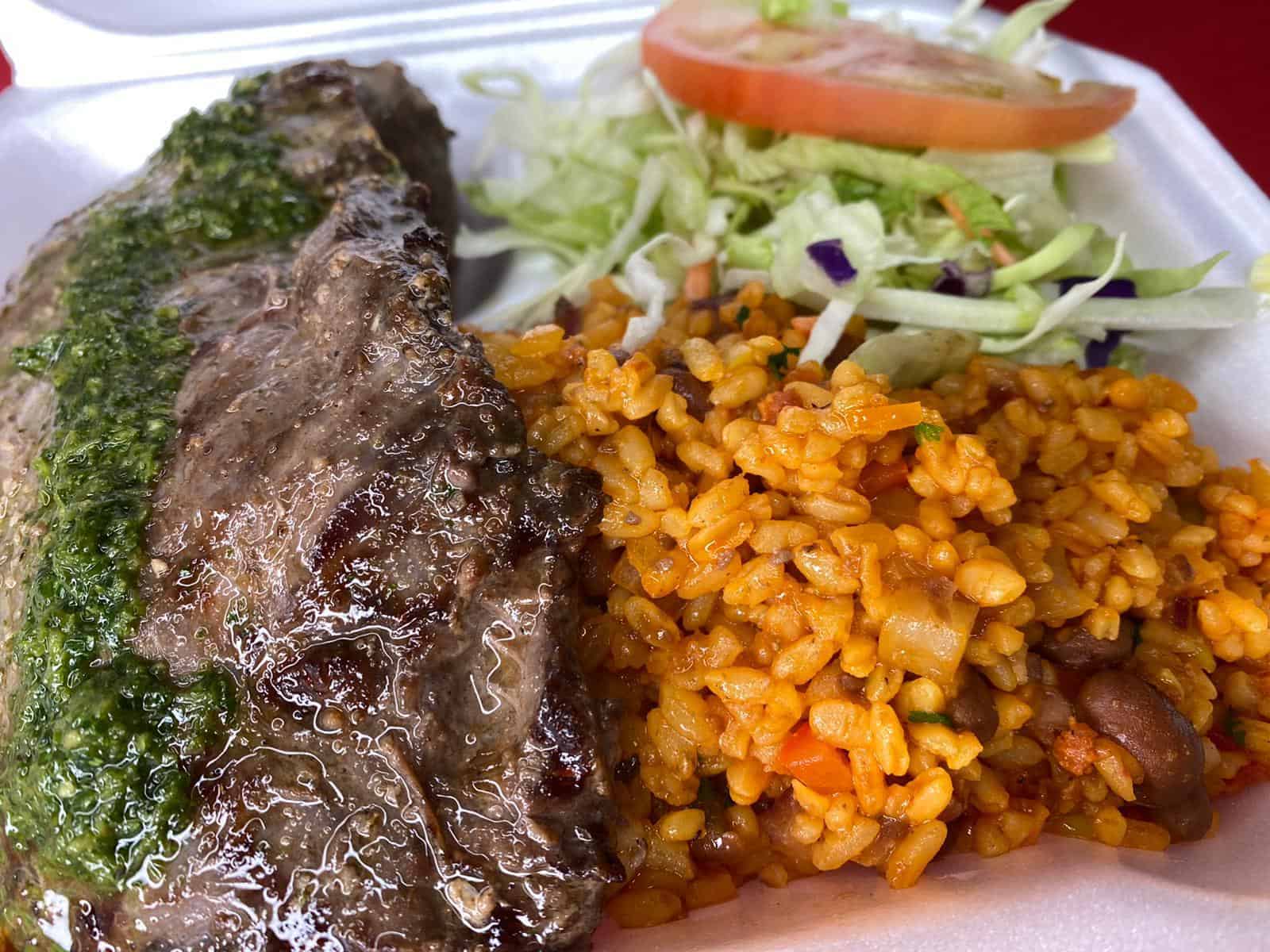 Churrasco a la Parrilla con Chimichurri de Cilantro