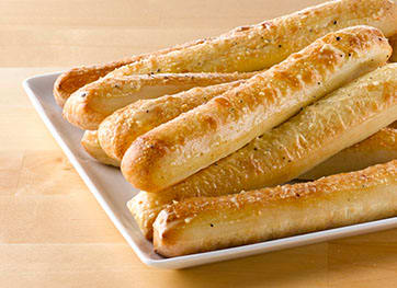 Garlic Parmesan Breadsticks (10 piezas)