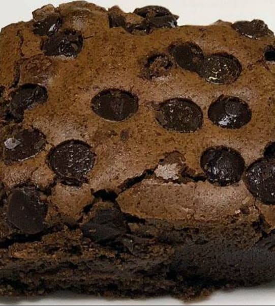 Chocolate Chip Deluxe Brownie