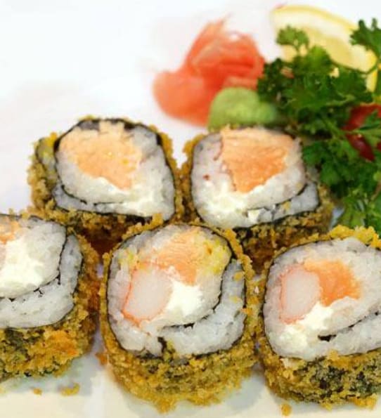 Tempura Salmon Roll (Big 5 Pieces)
