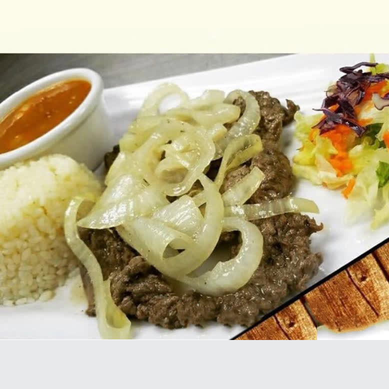 Bistec Encebollado