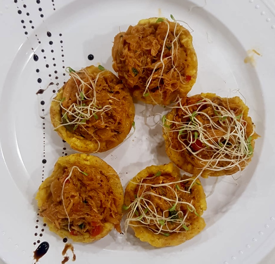 Tostones Rellenos de Jueyes